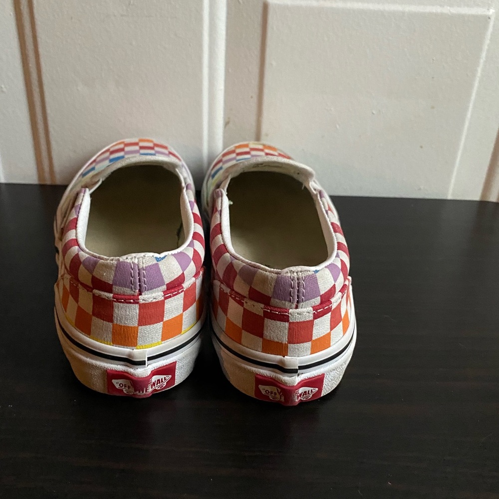 Vans - Picture 3 of 4